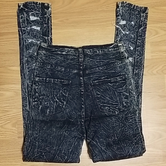 <APHRODITE> High Waist Distressed Skinny Jeans - Picture 8 of 15